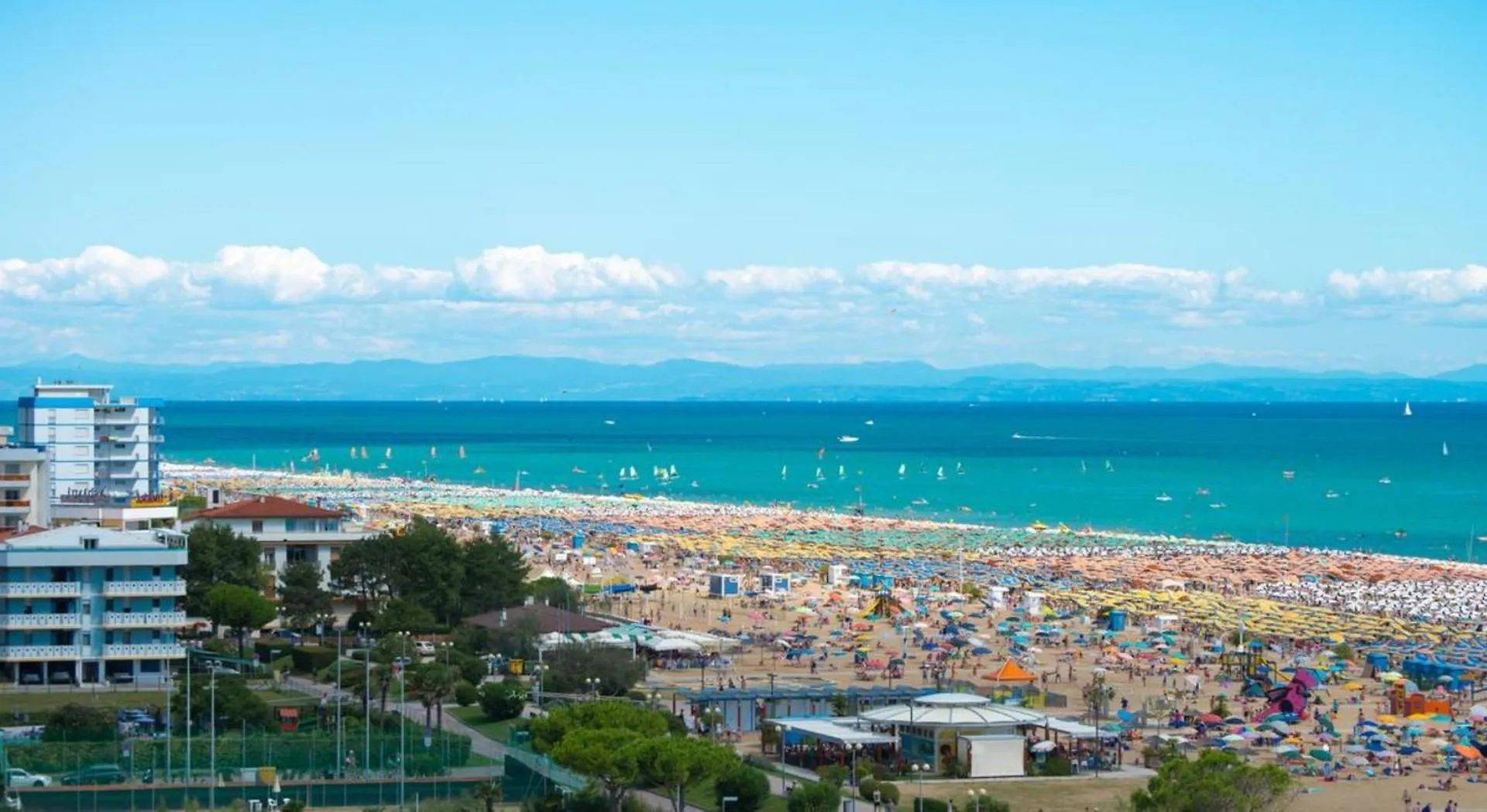 Welcoming Seaside Flat Ideal For 6 Guests Bibione