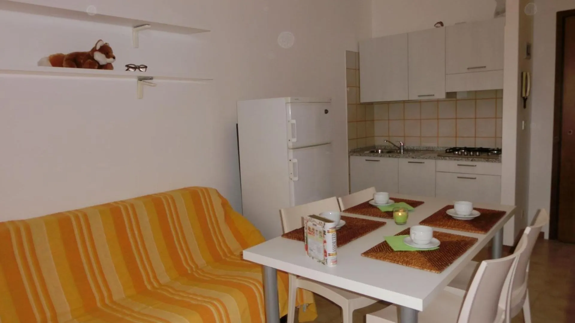 Welcoming Seaside Flat Ideal For 6 Guests Bibione 0*,  Italy