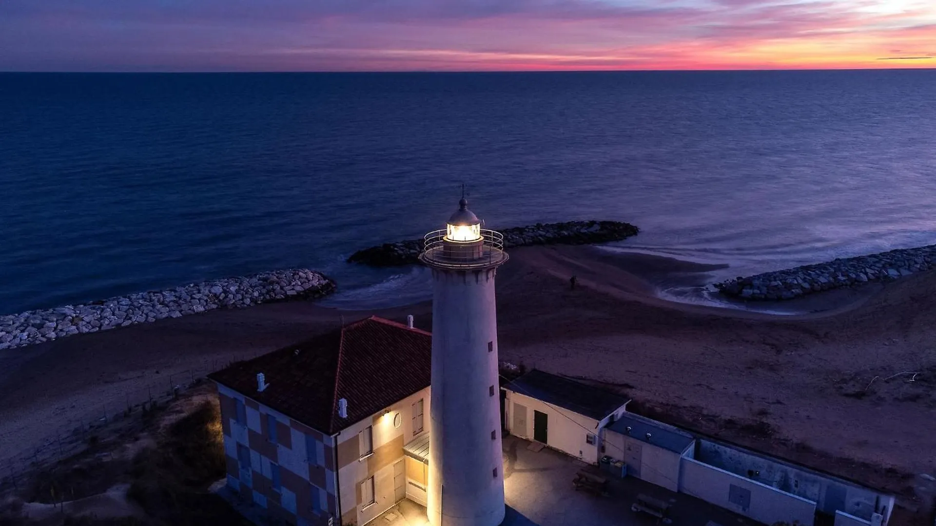 Welcoming Seaside Flat Ideal For 6 Guests Bibione Apartment