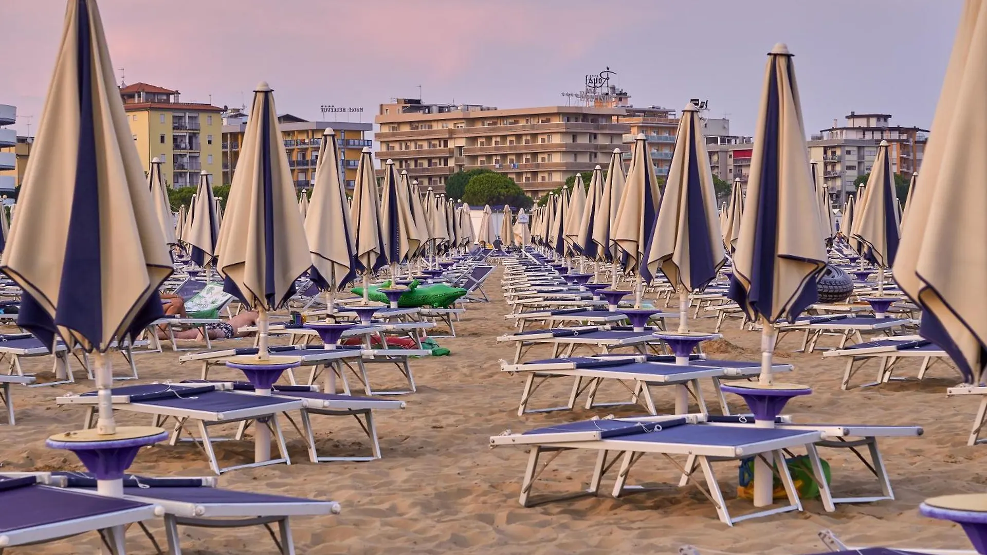 Welcoming Seaside Flat Ideal For 6 Guests Bibione